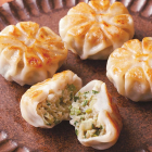 SL Creations Garlic Chive Manju [Japan Imported] 240g 8 Buns